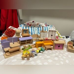 wooden dollhouse furniture